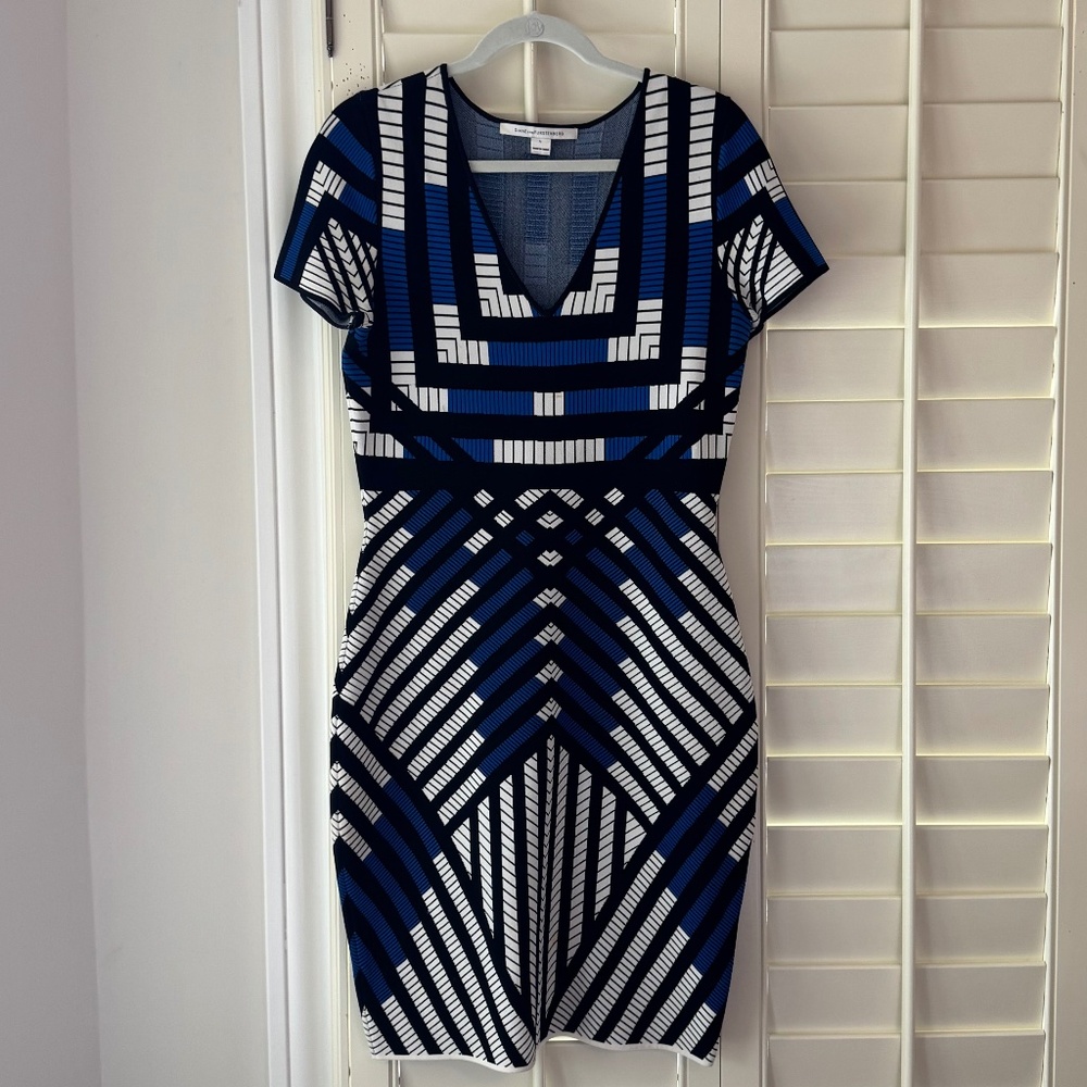 DVF bodycon graphic minidress